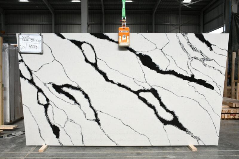 Bianco Tiffone 350x200x3cm 14szt