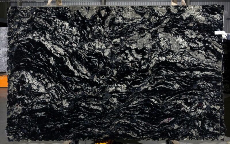Indian Black 315x197x2cm poler 8szt